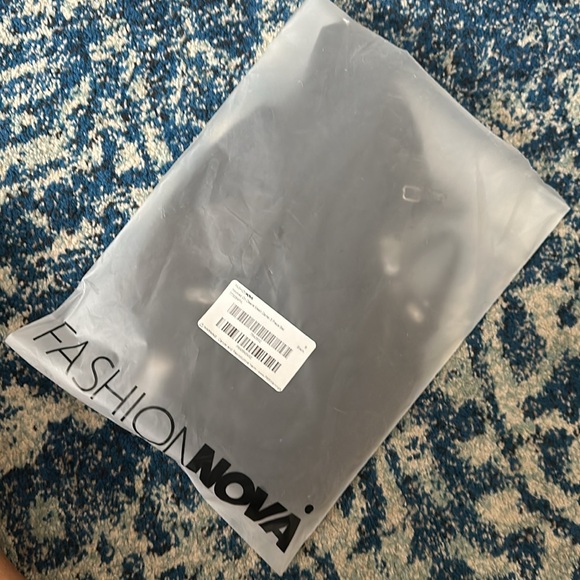 Fashion Nova Hooked on Desire Mesh Garter 3-piece Black Set S NWT - Picture 6 of 12